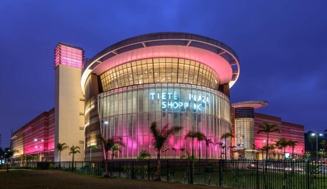 Apartamento próximo do Tiete Plaza Shopping, com vaga e portaria 24h