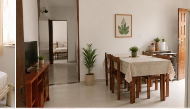 Apartamento privativo, quartos, 3 vagas, garagem, entre a rodoviária e o centro, auto check in, mais 2 vagas extras, ar é opcional S2 in Jequié