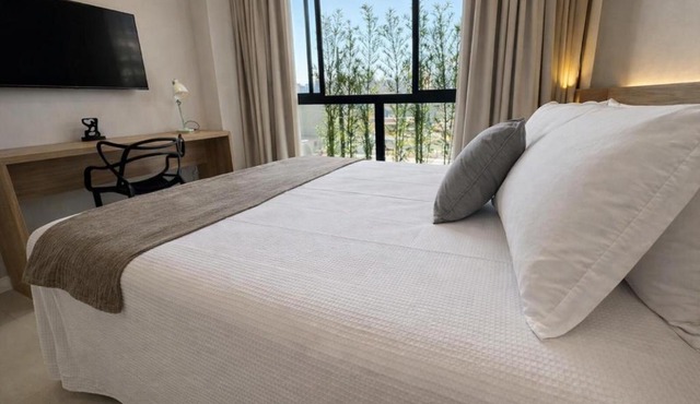 Apartamento prox a Arena Niteroi, Uff e Barcas