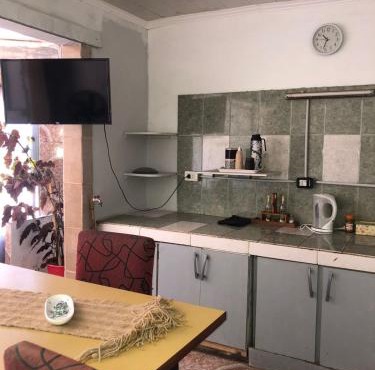 ApartCarina