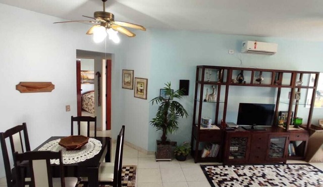 APARTMENT. Cove 300 meters from the beach, for up to 10 people with Wi-Fi.