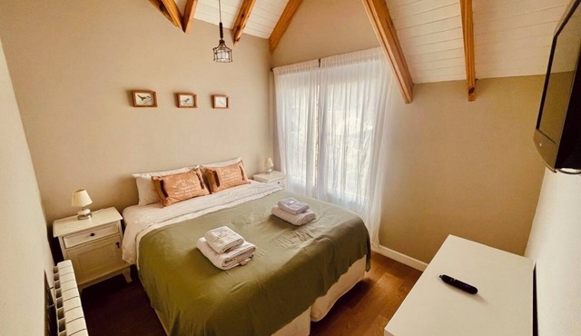 Apartment for 2 people, modern, very bright, on the upper floor