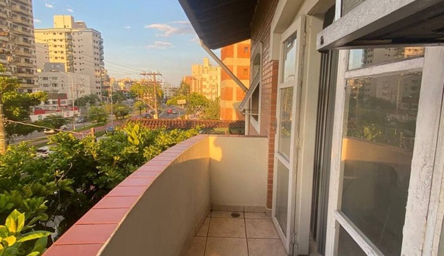 Apartment in Guaruja Enseada (300m from the sea) in Guarujá
