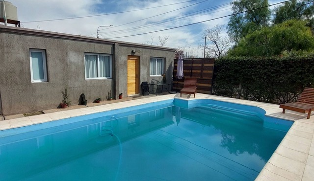 Apartment with Swimming Pool and Warehouses Nearby