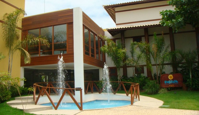 Apt. High Luxury, Air Conditioned with Sea View, Cond. Praia do Forte Cove.