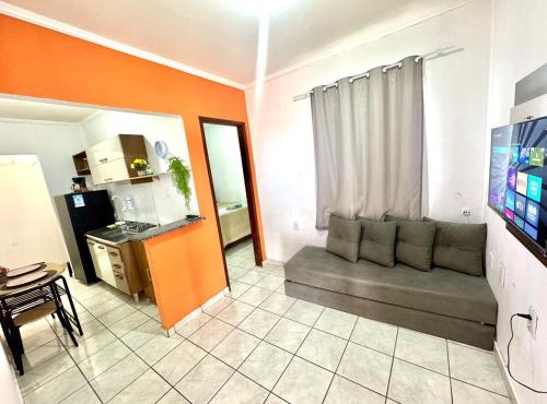 APT12 Completo com AR Condicionado Garagem Smart TV Wifi Bem Centralizado em Petrolina