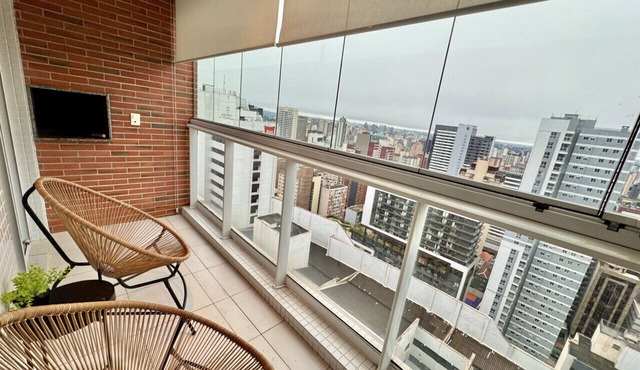 Apto 2 quartos no Batel, 28º andar com sacada envidraçada e churrasqueira in Curitiba