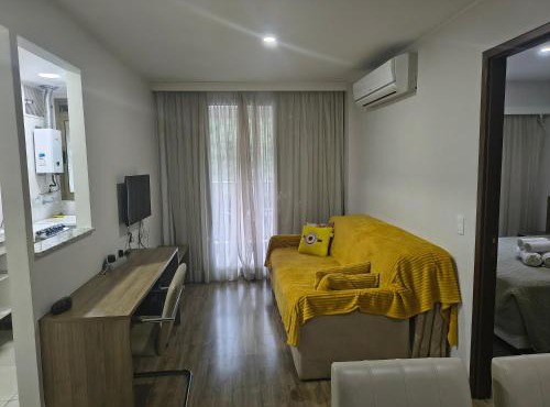 Apto inteiro sala e 1 quarto na Barra Olímpica