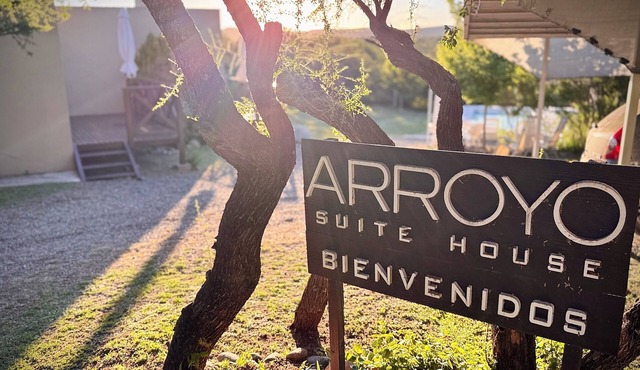 Arroyo Suite House