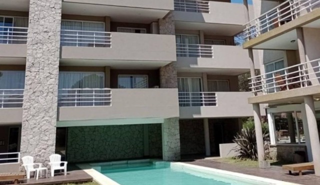 Ayres de Pinamar - Alquiler departamento con cochera y pileta