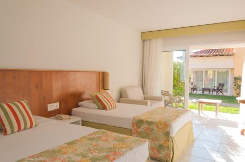 Búzios Beach Resort by WAM Experience