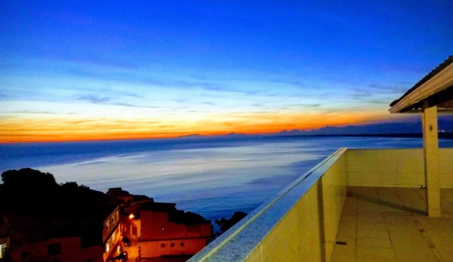 Beach House: Stunning views and close to 10 beaches and Pedra do Telégrafo.