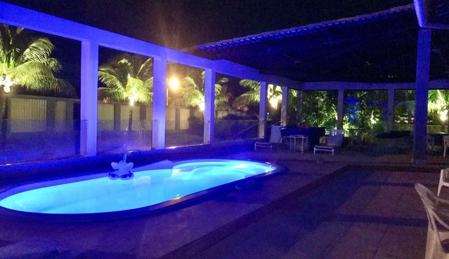 Beach house in Praia do Saco, swimming pool, hot tub, barbecue, 7 bedrooms, near the beach.