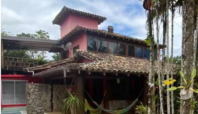 Beachfront house with pool, sauna, barbecue, 1 minute from the sand.