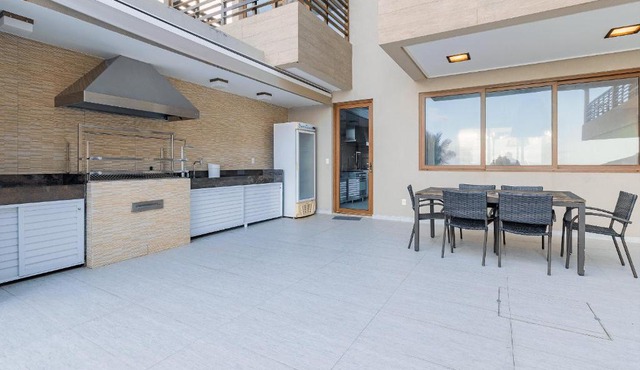 Beachfront Mansion in Carneiros by Carpediem