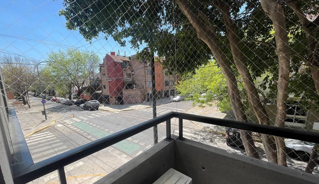 Beautiful 2 Rooms, Wifi, Balcony