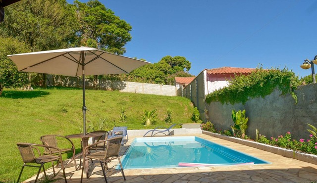 Beautiful brand new country house near the city center.