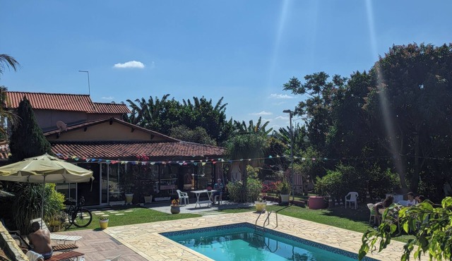Beautiful country house in a gated community in the Sorocaba region with gatehouse and security.