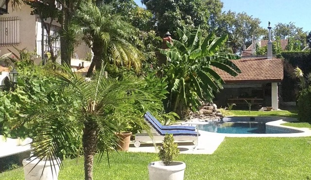 Beautiful house in Olivos near the River Plate with pool