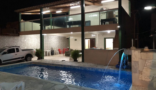 Beautiful house with swimming pool.