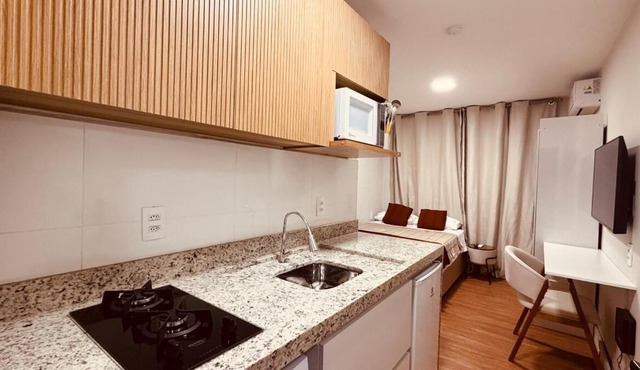 Bem no Centro, com ar e lava e seca in Cascavel