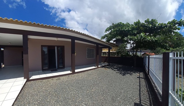 Barra Velha/Itajuba beach house, close to beaches and access to the island.