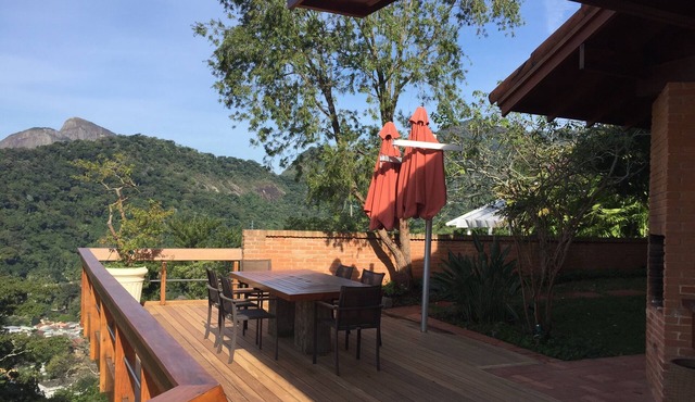 Magnificent Rio views in this unique large and cozy family home. Pets welcome. in Jardim Botânico Rio de Janeiro
