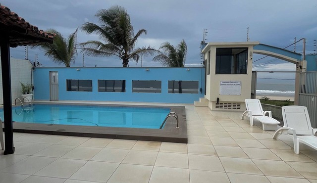 Beachfront Chalet with Swimming Pool. in Praia do Meio São José de Ribamar