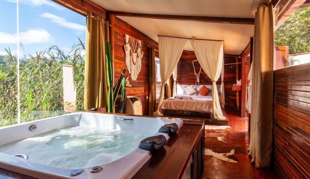 Cabana Privativa com Hidromassagem e Churrasqueira