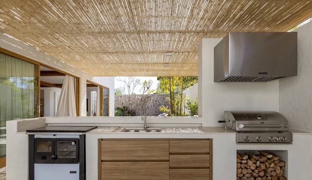 Capim Santo House. Wabi Sabi living & SPA