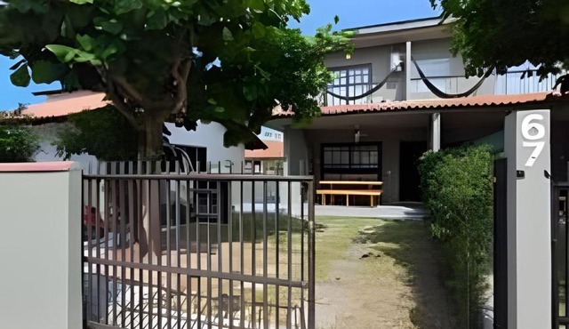 Casa 300m da praia em São Francisco do Sul