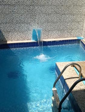 Casa 70 Hostel 350m da praia Balneario Flamingo