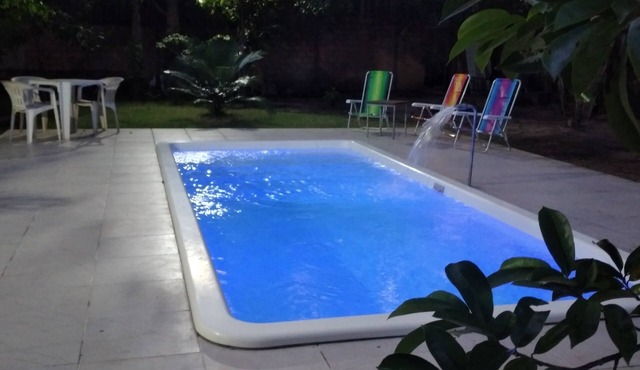 Casa Alter do Chão Natureza accommodates 15 people in beds and mattresses.