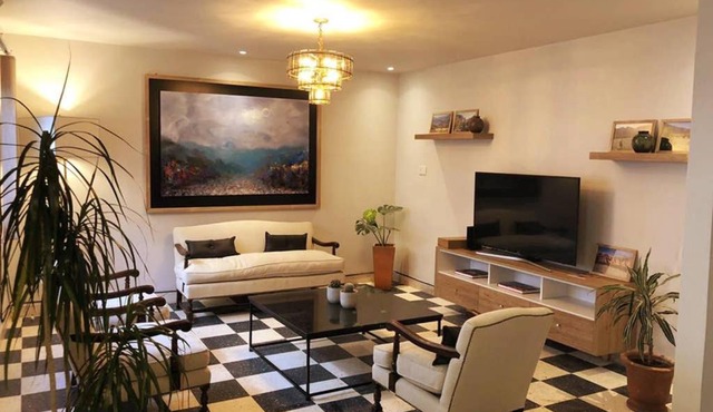 Casa Bustamante