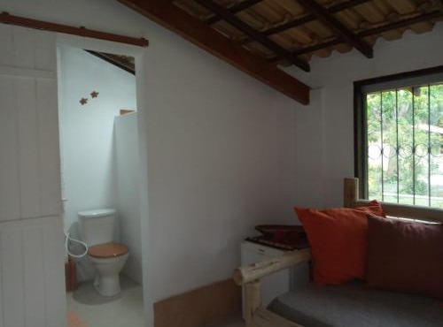 Casa Charmosa a 1 Quadra da Praia in Santa Cruz Cabrália