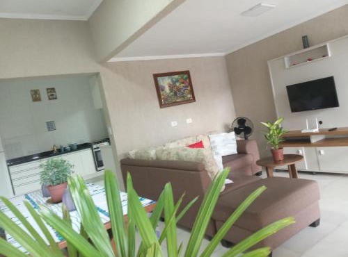 CASA COM 3 SUITES, PISCINA COM AQUECIMENTO OPCIONAL - DISPONÍVEL REVEILLON 2026 - Lindíssima Casa com 3 Suítes Próximo à Praia