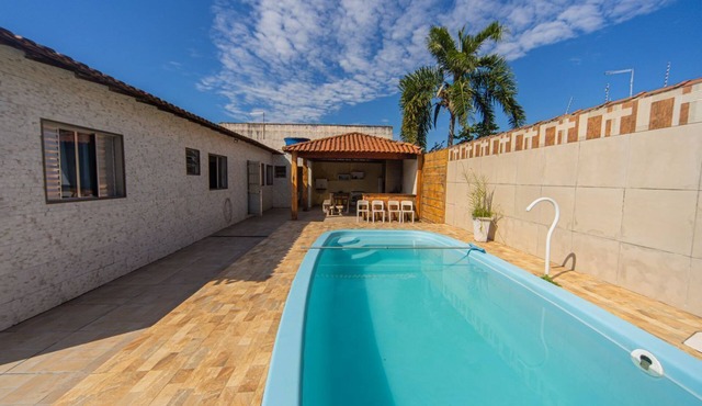 Casa com Piscina a 5 minutos da Praia das Gaivotas