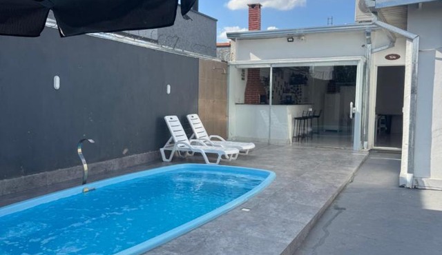 Casa com Piscina