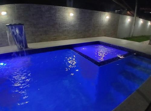 Casa com piscina e ar condicionado perto da Lagoa in Praia Sêca