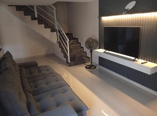 Casa com Suíte, Sinuca, Wi-Fi em Campo Grande RJ