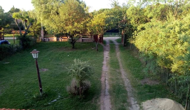 Casa con amplias comodidades y enclavada en un lugar de naturaleza y montaña.
