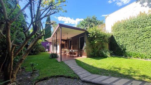Casa con jardín para familias y grupos en Vicente López