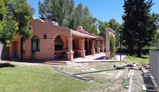 Casa con parque por los caminos del vino