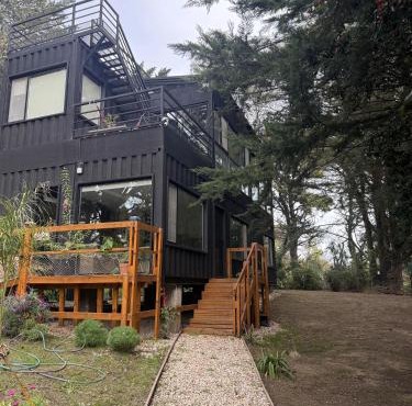 Casa Container Moderna en el Bosque de Necochea