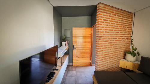Casa D, moderna de 2 habitaciones con jardín en barrio de profesionales