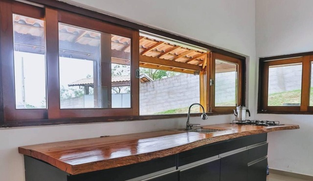 Casa de campo em Mairinque com Vista e Piscina in Mairinque