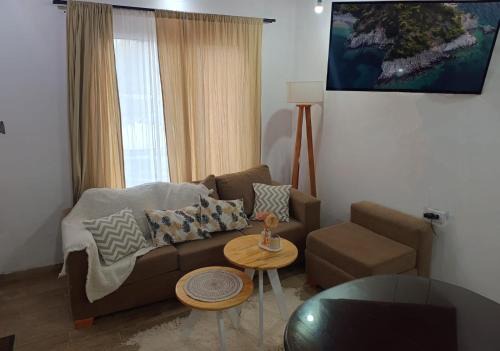 Casa de dos dormitorios en villa adela a 10 minutos del centro para 7 personas se aceptan mascotas