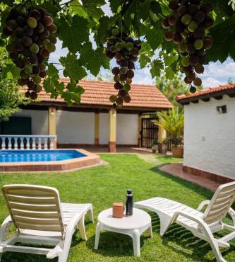 Casa en Chacras de Coria, cerca de bodegas