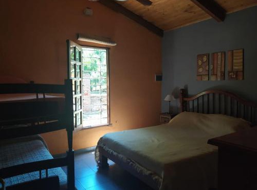 CASA EN FUNES