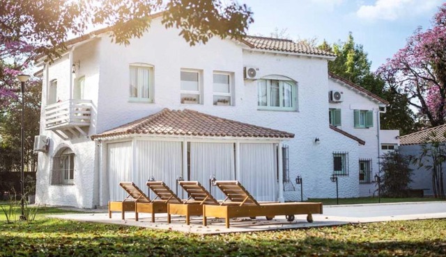 Casa Lola